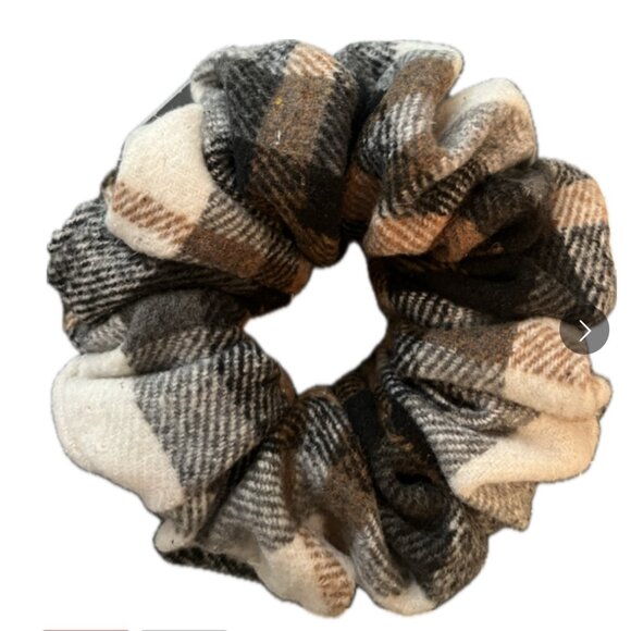 Regular Fall Scrunchie- Fall Flannel Double side Plaid - Picture 2 of 2